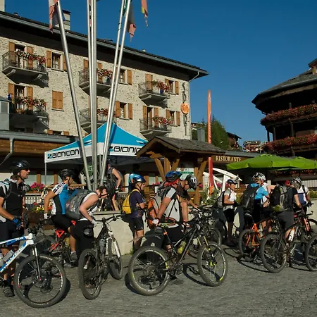 Szálloda Sport Santa Caterina Valfurva